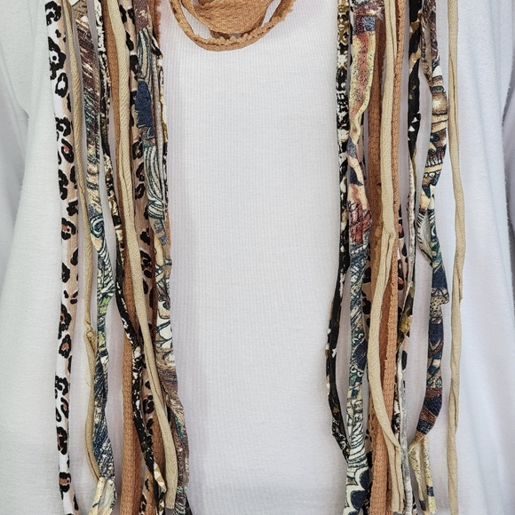 Dona Bela Shreds "Fiona" Upcycled Textile Scarf - Picture 4 of 9